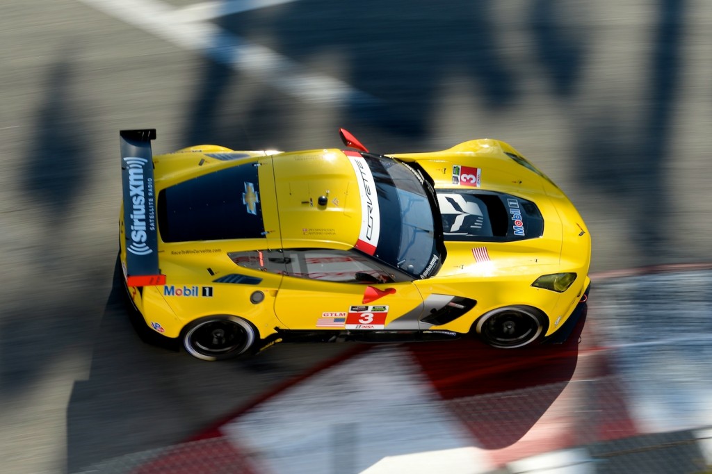 Jan Magnussen og Antonio Garcia skal søndag forsvare sidste års sejr på Laguna Seca-banen i Californien — følg løbet live.